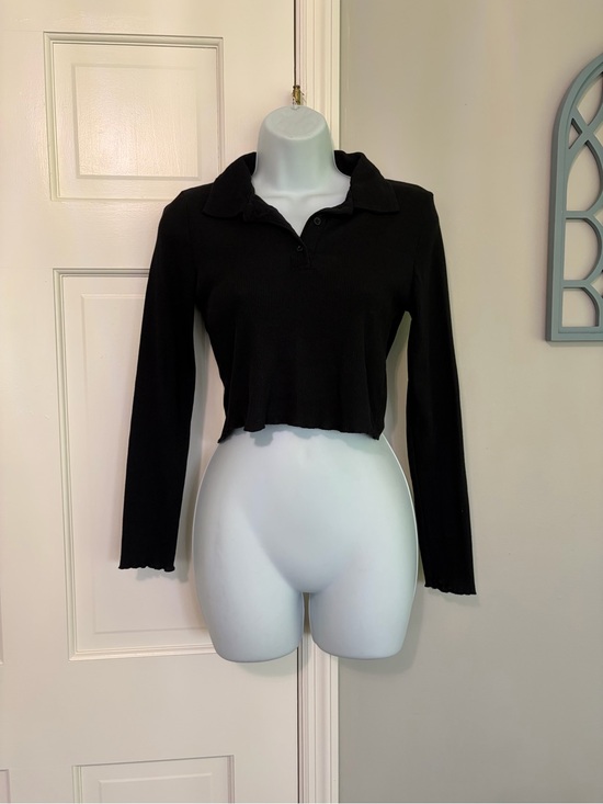 Fct Tops - Cropped Black Long-Sleeve Polo Top